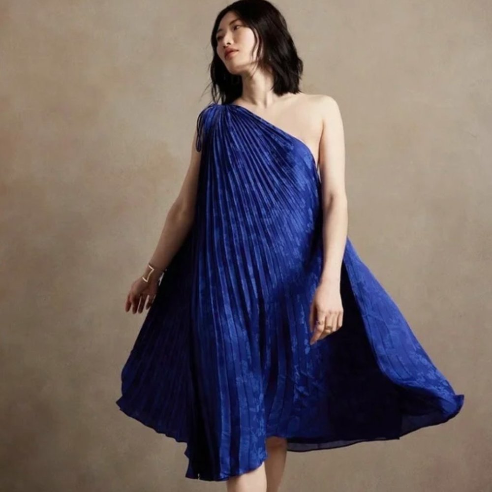 Banana Republic Radiant Pleated One-Shoulder Dress
